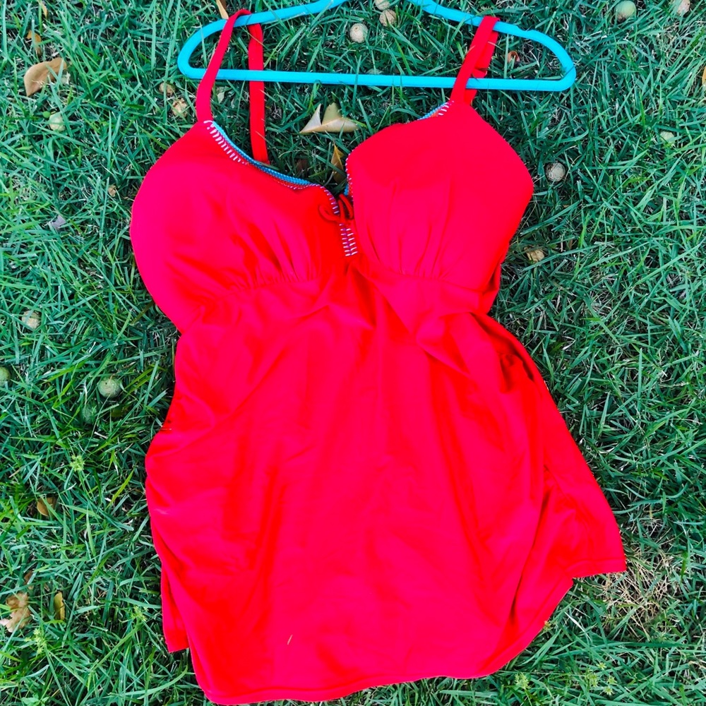 Swim top in red